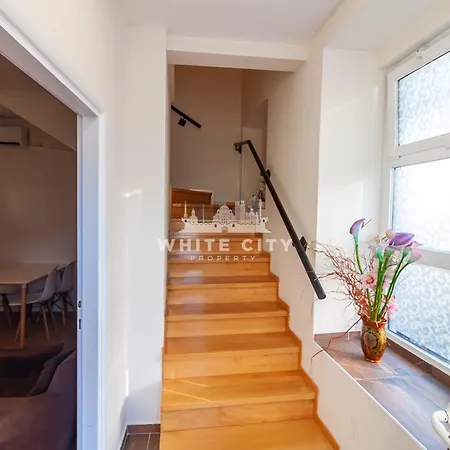 Apartman Townhouse - *